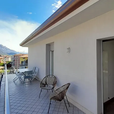 Casa Aurora Appartamento Costa Volpino